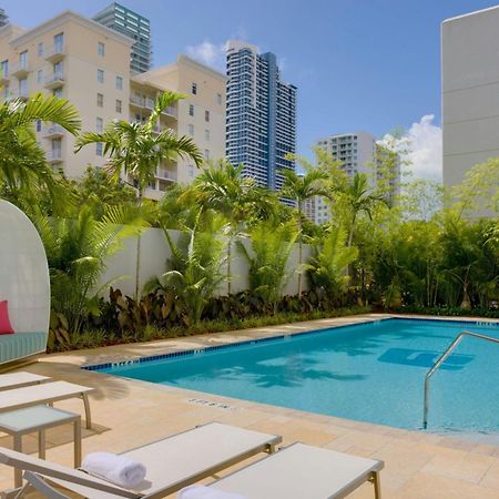 Отель Aloft Miami Brickell Экстерьер фото