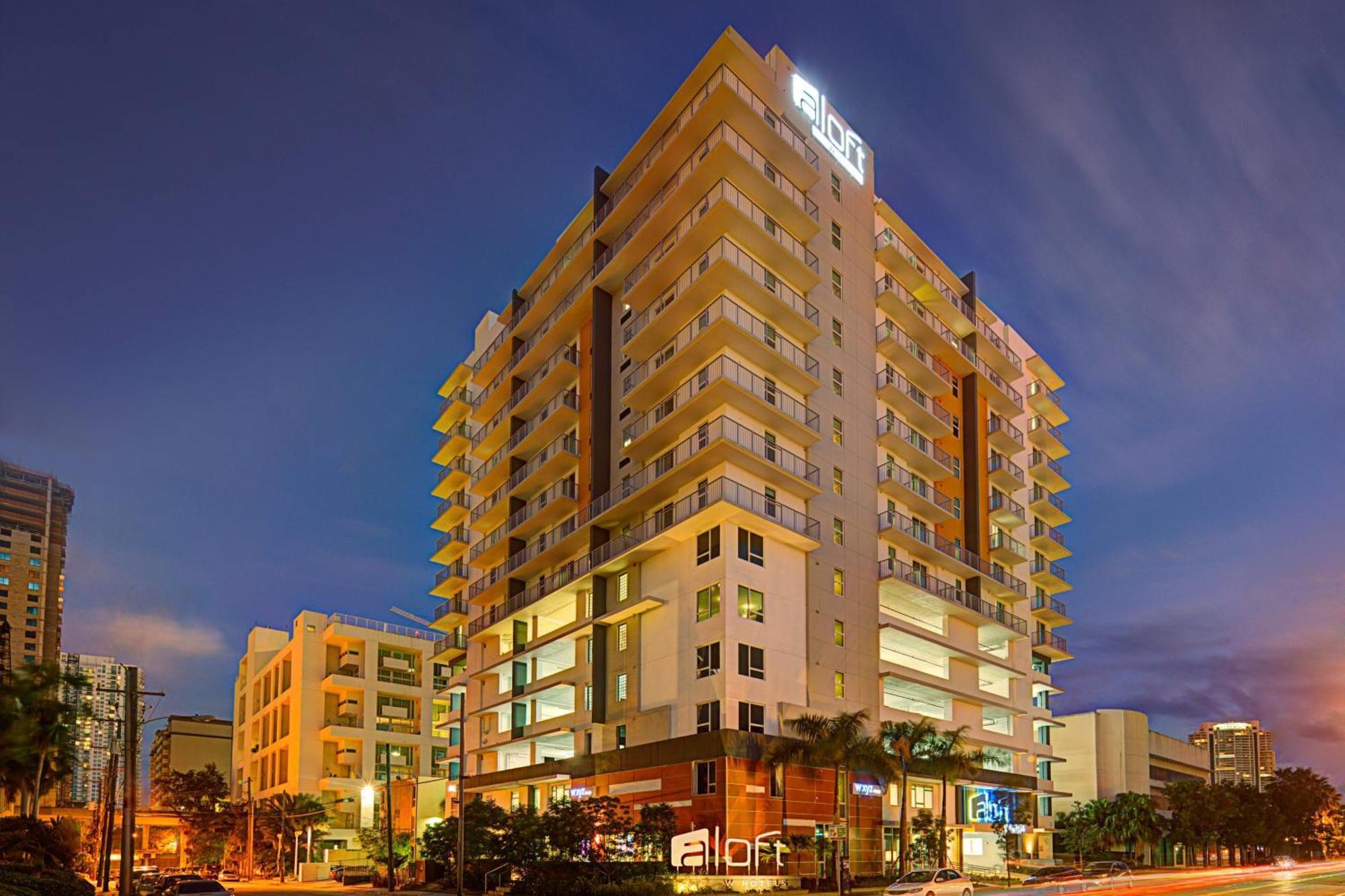 Отель Aloft Miami Brickell Экстерьер фото